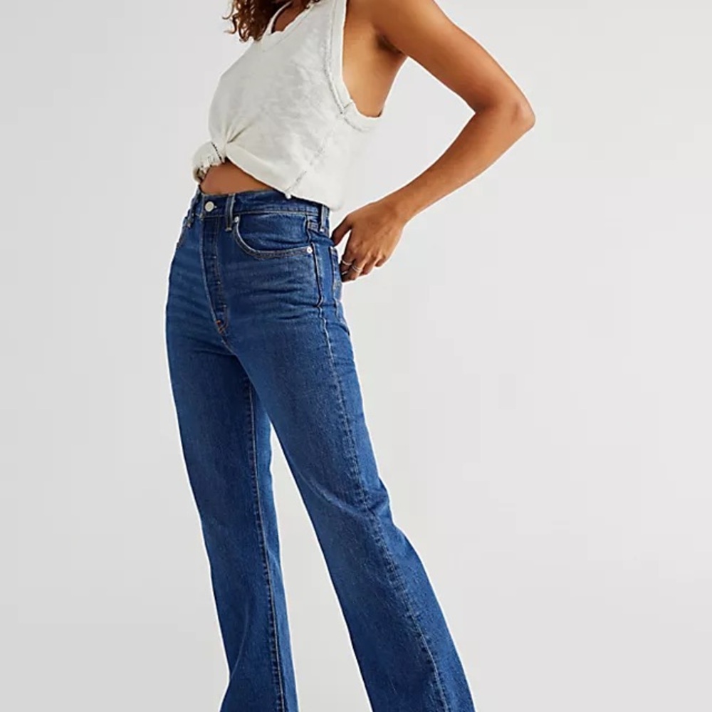 Levi’s Ribcage bootcut jeans